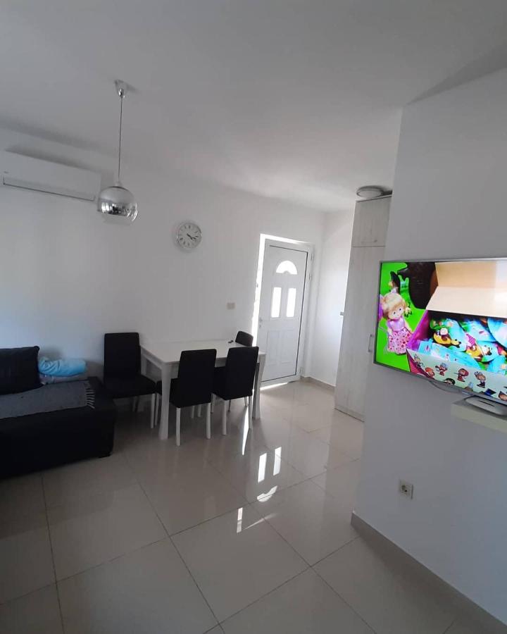 Guest House Ugljevarevic Budva Dış mekan fotoğraf