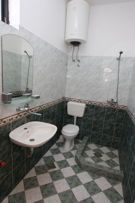 Guest House Ugljevarevic Budva Oda fotoğraf
