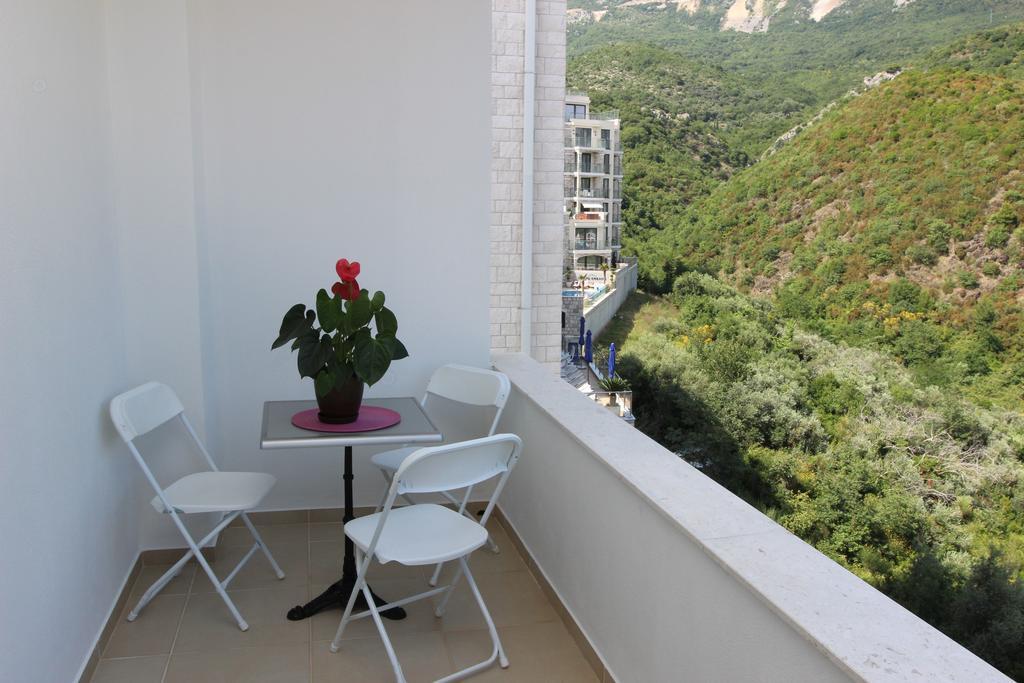 Guest House Ugljevarevic Budva Dış mekan fotoğraf